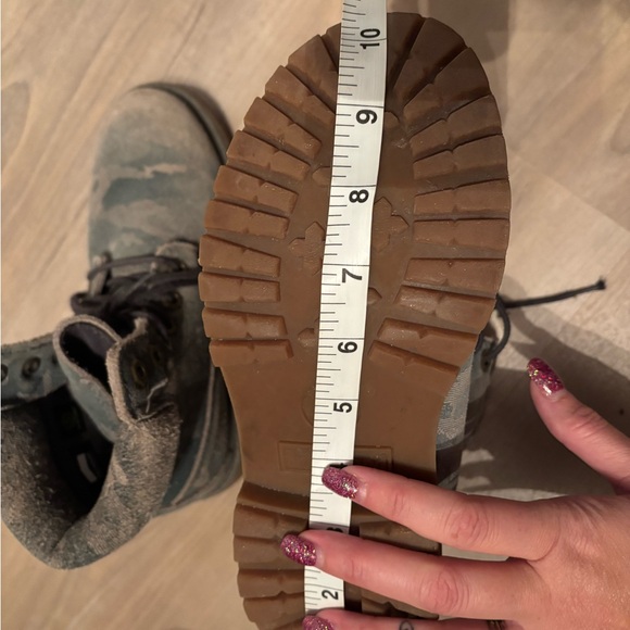 Timberland Boots 🤍 Rarely Worn from FOOTLOCKER - Picture 10 of 10